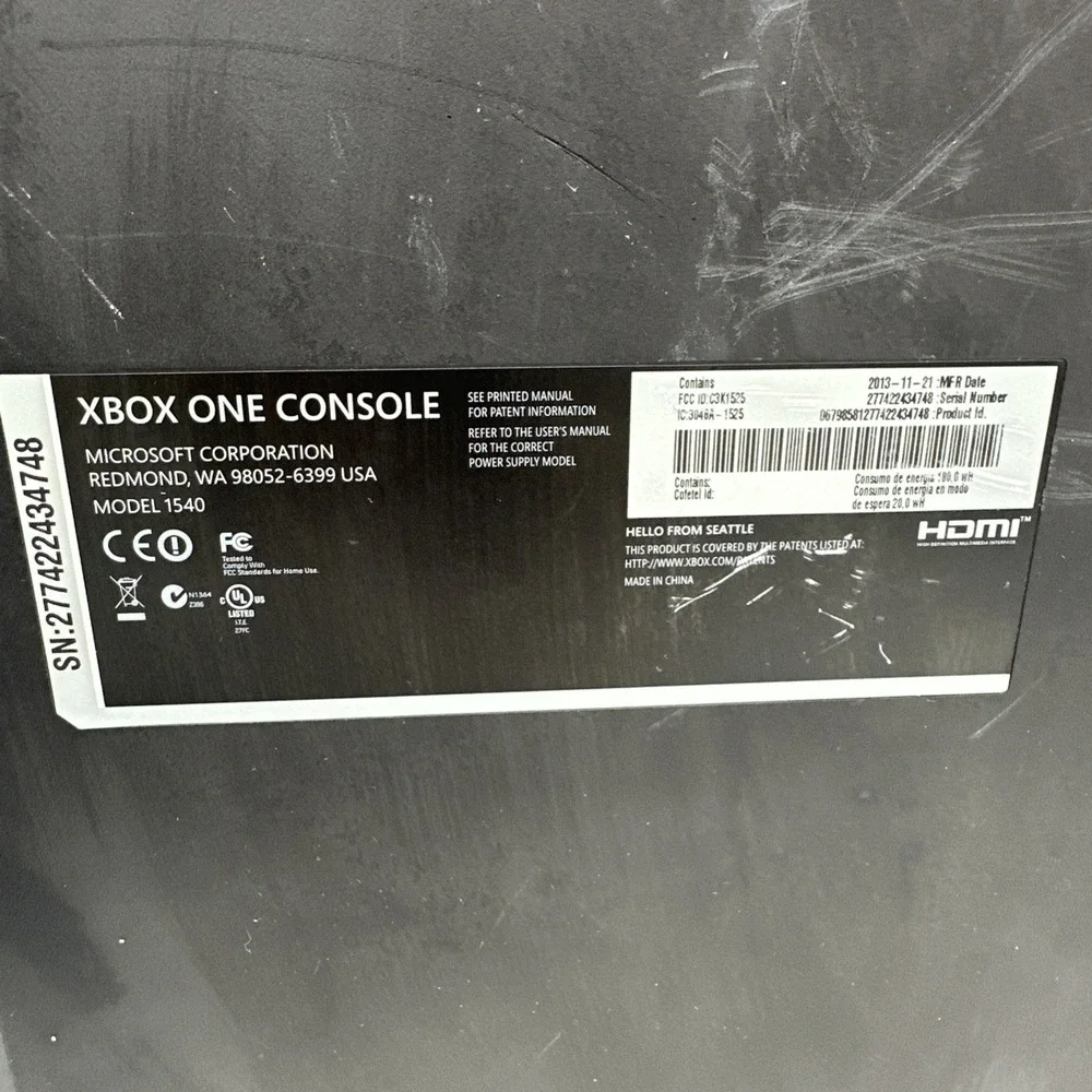 Xbox One 1540 Console MEGA BUNDLE 2 Remotes and 9 Games... EUC
